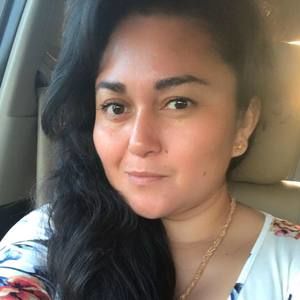 Meet your Posher, Roxana